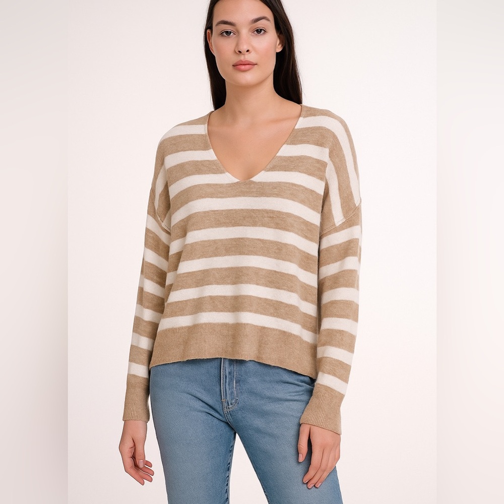 Buffalo by David Bitton soft striped v-neck sweater, taupe and cream, size XL